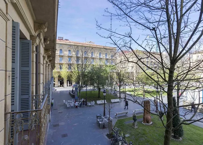 The Collection - Buen Pastor I * سان سيباستيان