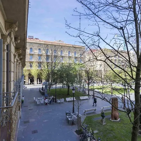 The Collection - Buen Pastor I * סן סבסטיאן